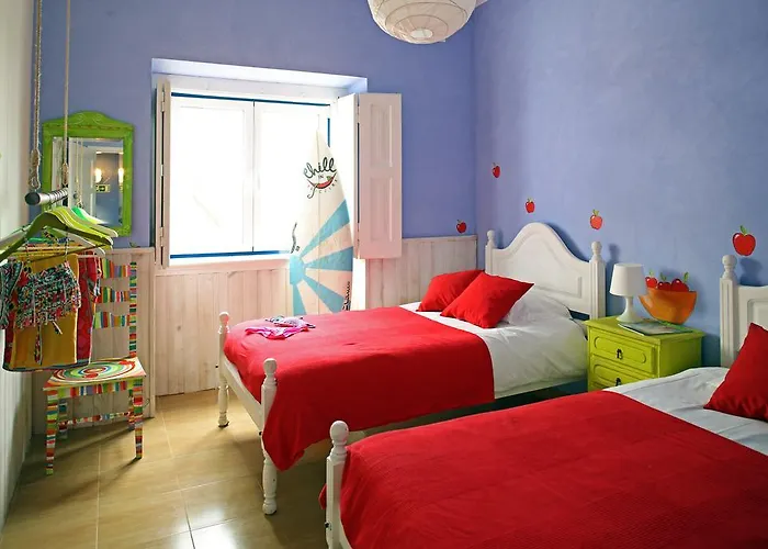 Vandrarhem Chill In Surf House Ericeira