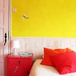 Chill In Surf House Hostel *