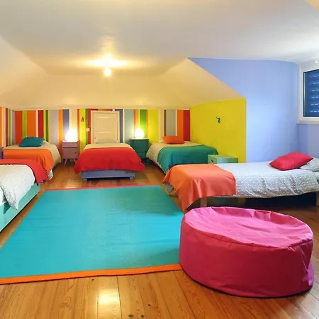 Chill In Surf House إيريسييرا