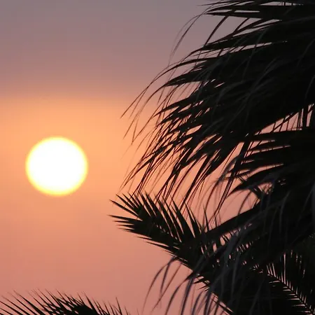 Chill In Surf House بيت شباب إيريسييرا