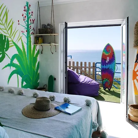 Chill In Surf House *