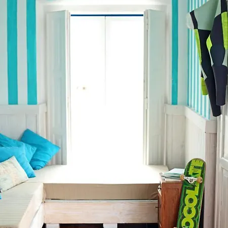 Chill In Surf House Hostel *
