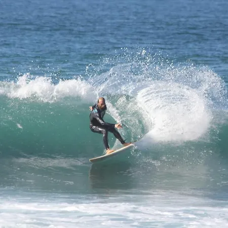 Chill In Surf House * إيريسييرا