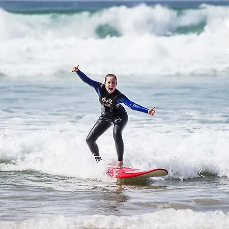 Hostel Chill In Surf House Ericeira