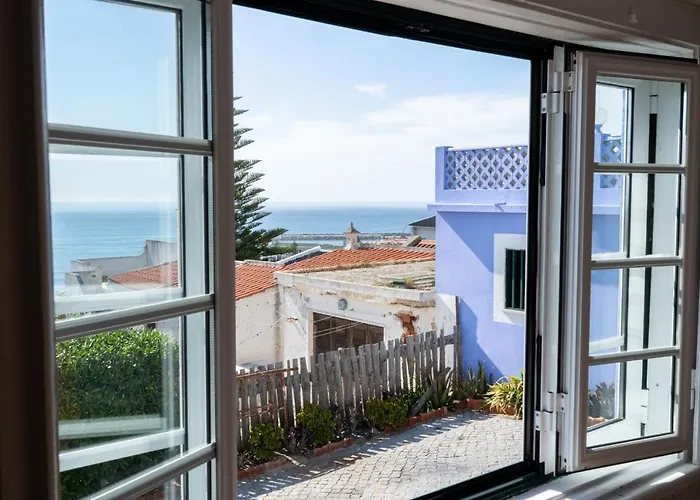 Chill In Surf House * Ericeira